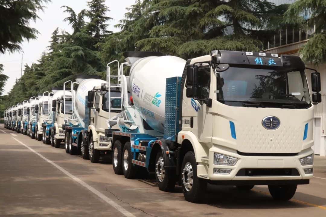 中集車輛新能源攪拌車，硬核助力西南地區重點工程建設