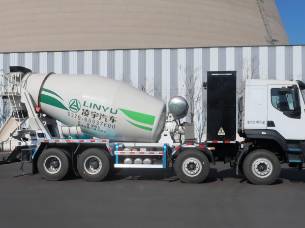 購買水泥罐車為什么要選擇大廠家？